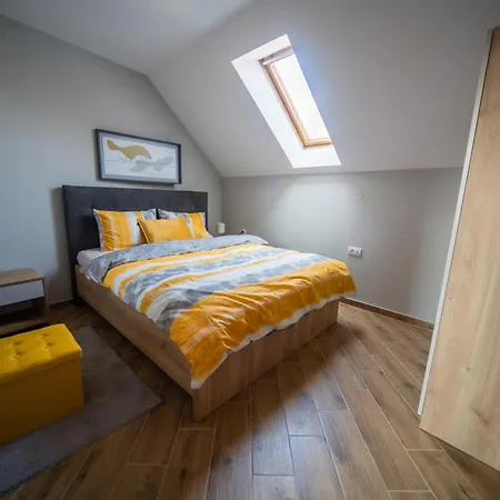 Turista-apartmani U Centru Sa Parkingom *